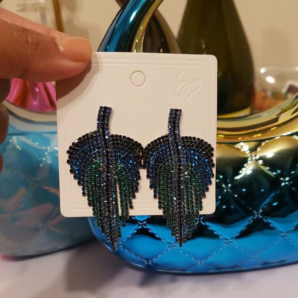 Elegant Blue and Green Leaf Earrings - Picture 5 of 8